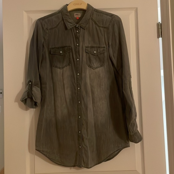 Only Grey Jeans Shirt - Picture 1 of 9